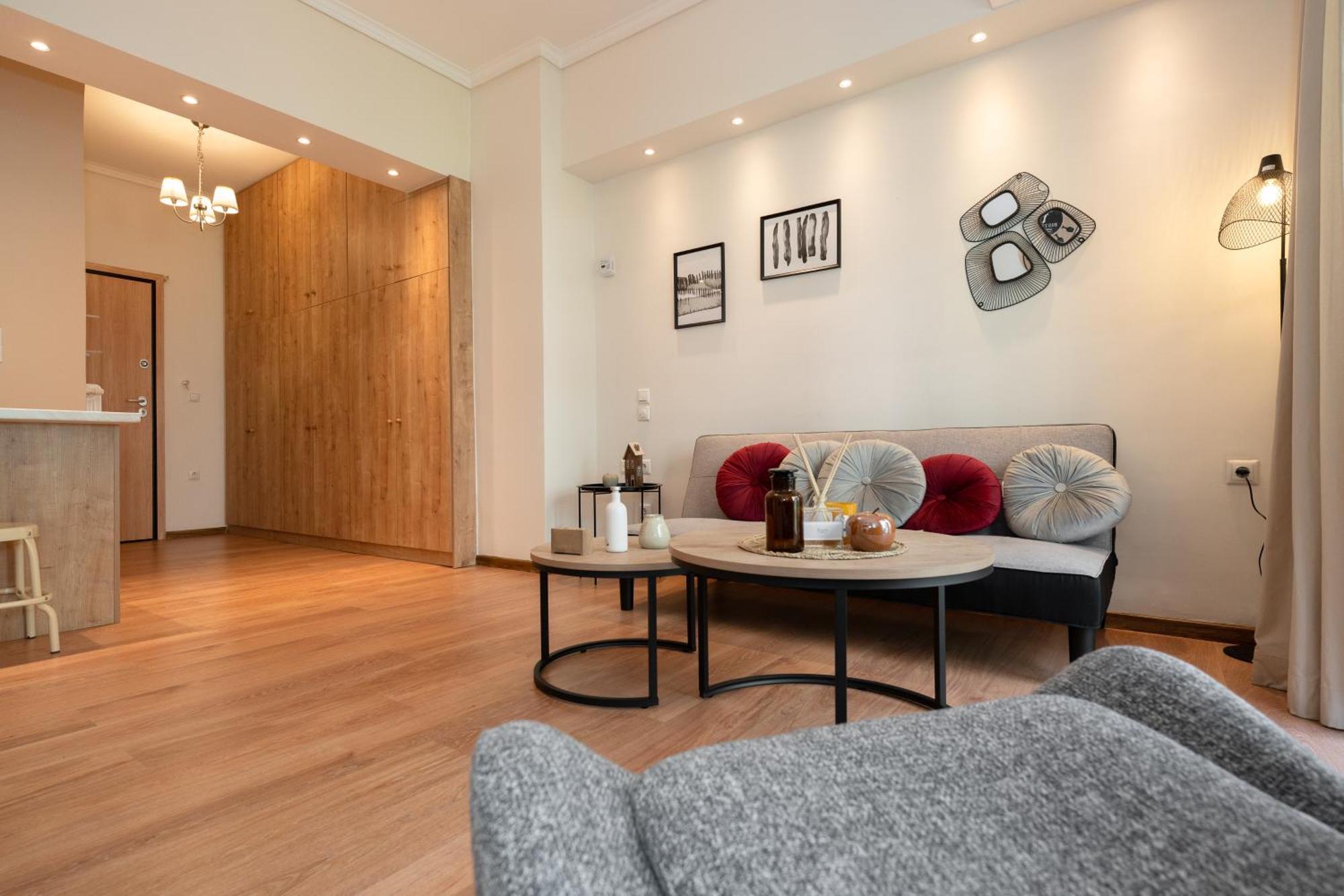 Contemporary Apartment Made Of Wood And Stone. Atenas Exterior foto